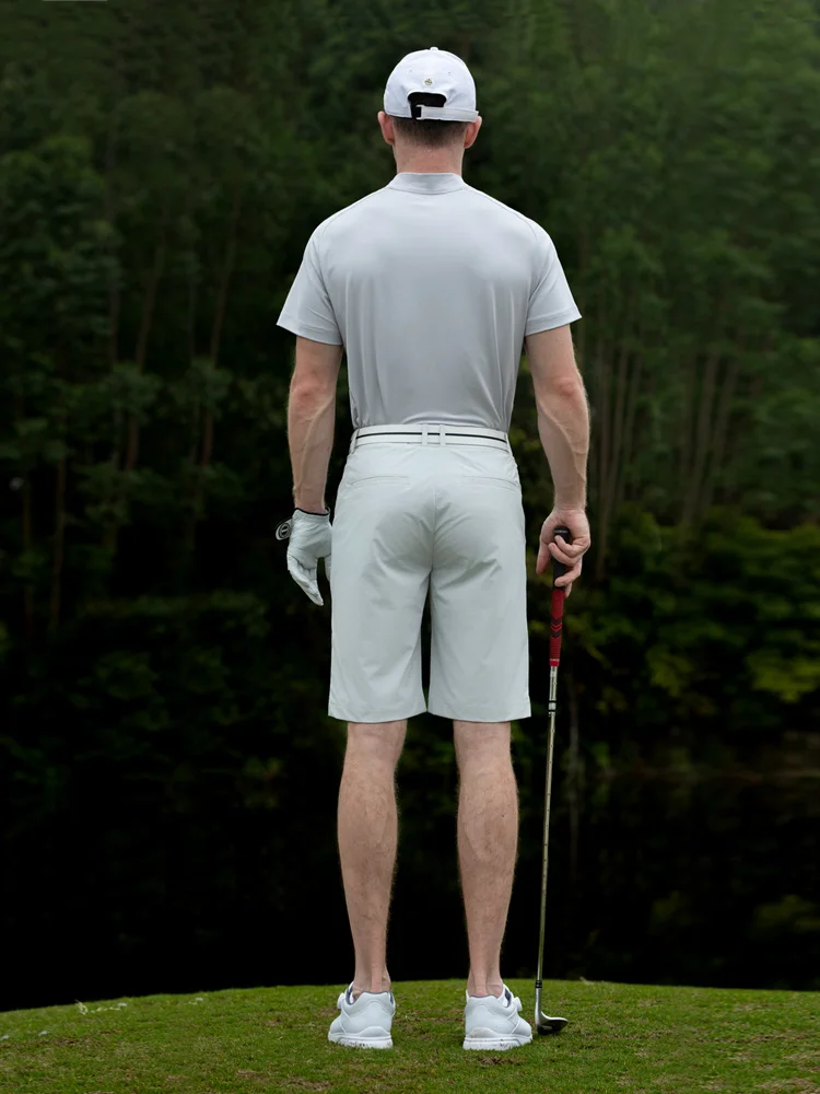 夏のゴルフウェアで汗をかきながらも涼しく過ごすには？PGAの長袖ショートパンツが解決する3つの理由