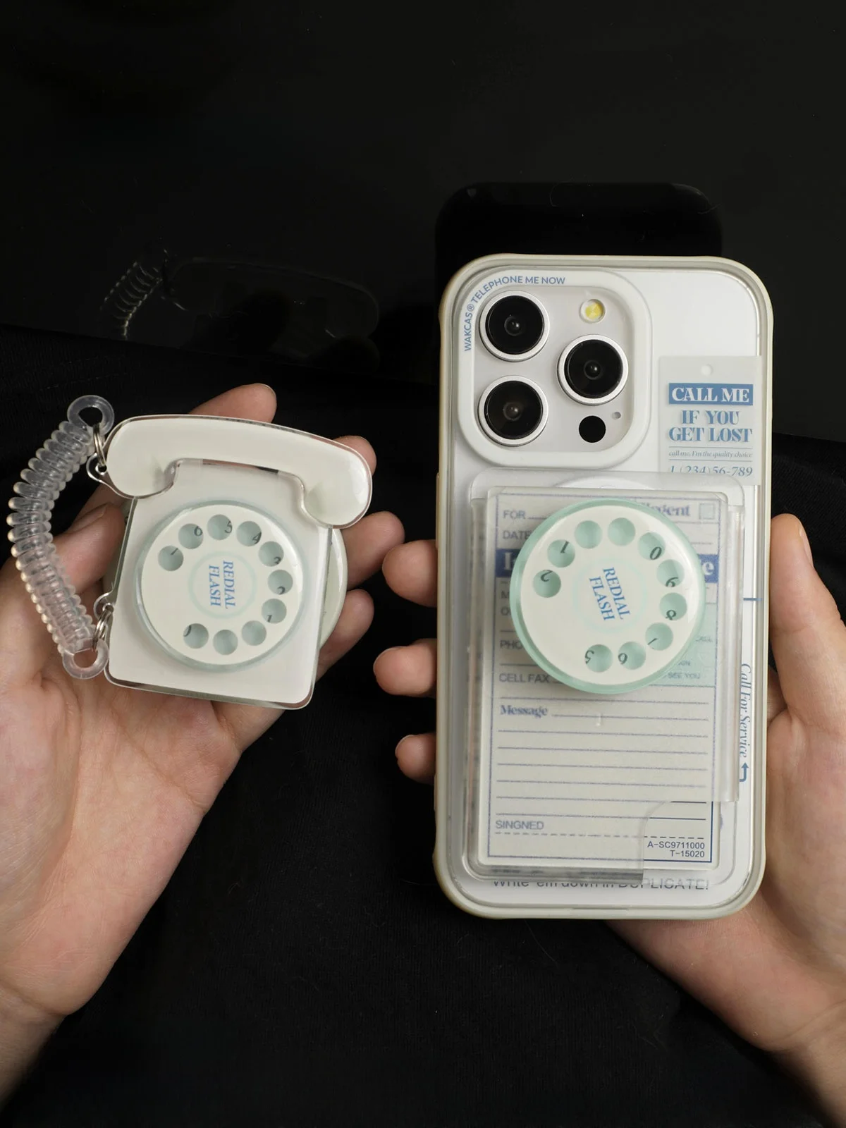 レトロ電話デザインの透明マグネット式スマートフォンカードケース：磁気貼付で個性的なカード管理を実現