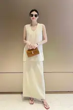 アプリコット色 ラウンドネック セットアップスカート カジュアル 女性 ノースリーブ タンクトップ ハーフスカート 2点セット