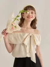 トップス レディース オフショルダー フリル 蝶結び タイ 上品 きれいめ 「Lycheerose」