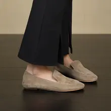 羊皮製 シンプルなレトロデザイン ローファー【フラットタイプ・快適・通勤用・ラウンドトゥ】