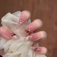 ハンドペイントのチェリーデザインフレンチネイル【猫目・立体感・やわらかい印象】