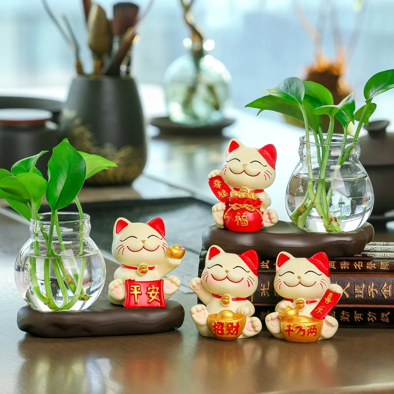 猫を飼う前に買っておくべき「幸運を呼び込む」アイテムは？
