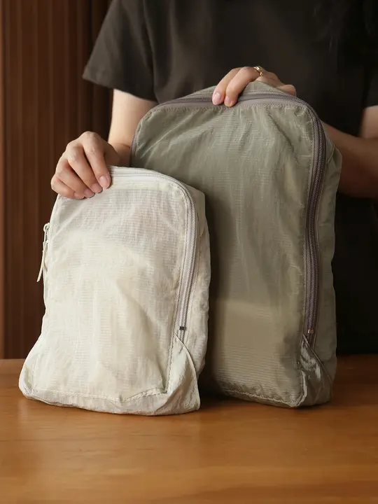 旅行用収納バッグ [衣類・下着・靴用] 