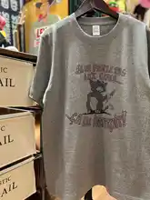 アメリカンビンテージデザインの猫プリントTシャツ【麻灰色・男女兼用・短袖】
