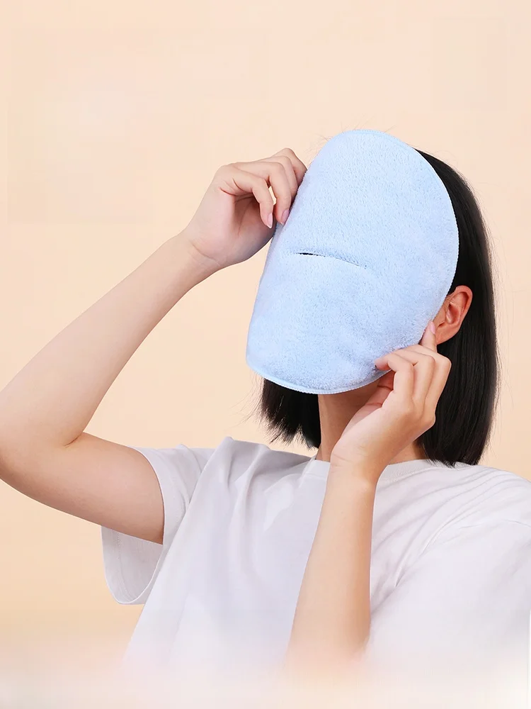 あたたかい美容フェイスマスクタオルで目の下クマや疲れ目をケアする方法