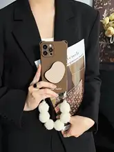 ユニセックス シンプルなグレー革製スマートフォンケース【調節可能 なストラップ付き・Apple iPhone 15 Pro Max／14 Pro Max対応】