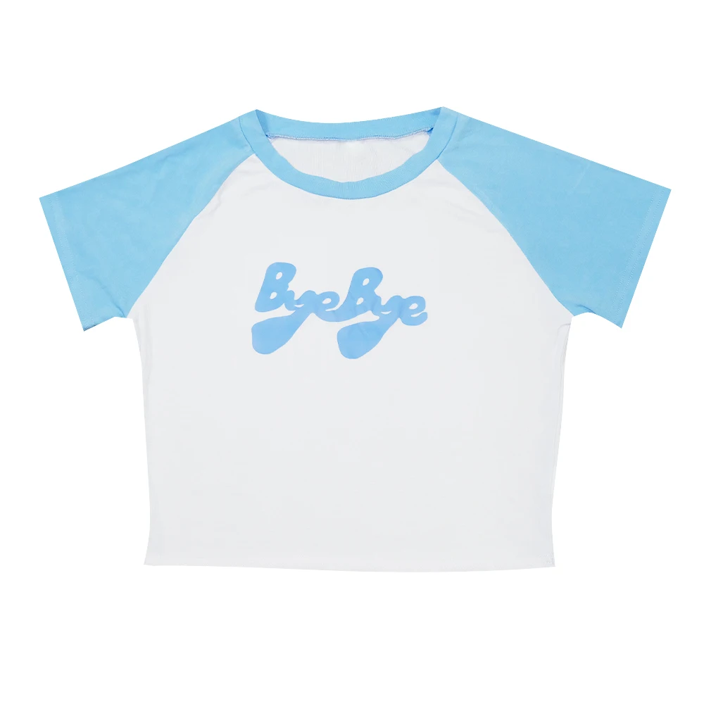 クロップドTシャツはどんな場面で着用すべき？リアルな使い方と選び方を解説