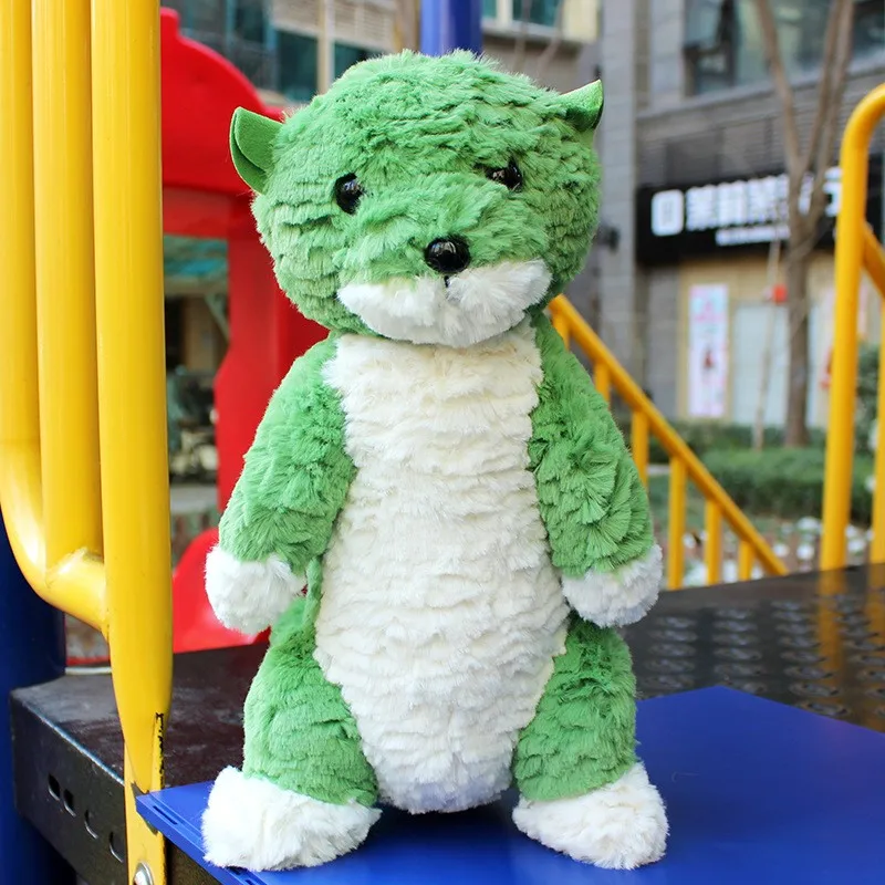 可愛らしい緑のカワウソぬいぐるみ：お風呂に入れる安全性と子供向けの使い方