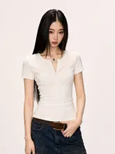 個性的なデザインの假二重亨利襟天絲半袖Tシャツ