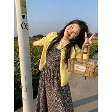 華やかなフラワープリントの韓国風キャミソールワンピース【ウエストタック・中丈】