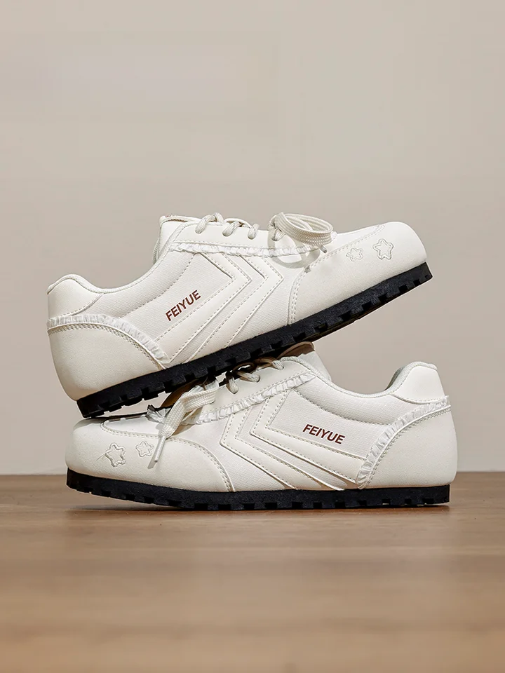 スニーカー レディース ホワイトスニーカー 薄底 軽量 通気性 カジュアル 着回し 春夏「feiyue」