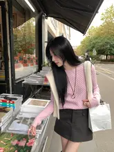 全羊毛製 レトロ編み込みデザインニット セーター【秋冬用・ピンク・クルーネック】