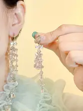 無耳孔用ピンク水晶ロングフリンジイヤリング【高級感あるデザイン・リゾートスタイル】