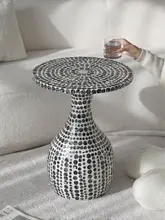高級感のある欧風 中古シェルデザインコーヒーテーブル【ラウンド・サイドテーブル・リビング用】