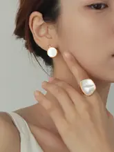 天然白蝶貝製クローズドリング【個性的なデザイン・高品質】