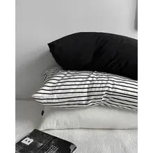 シンプルなブラック＆ホワイトストライプ枕カバー2枚セット【コットン100%・48x74cm】