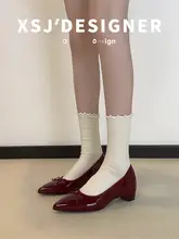 極上の柔らかさ！ポインテッドトゥハイヒール【リボン付き・内増高・フラットデザイン・おしゃれな浅口】