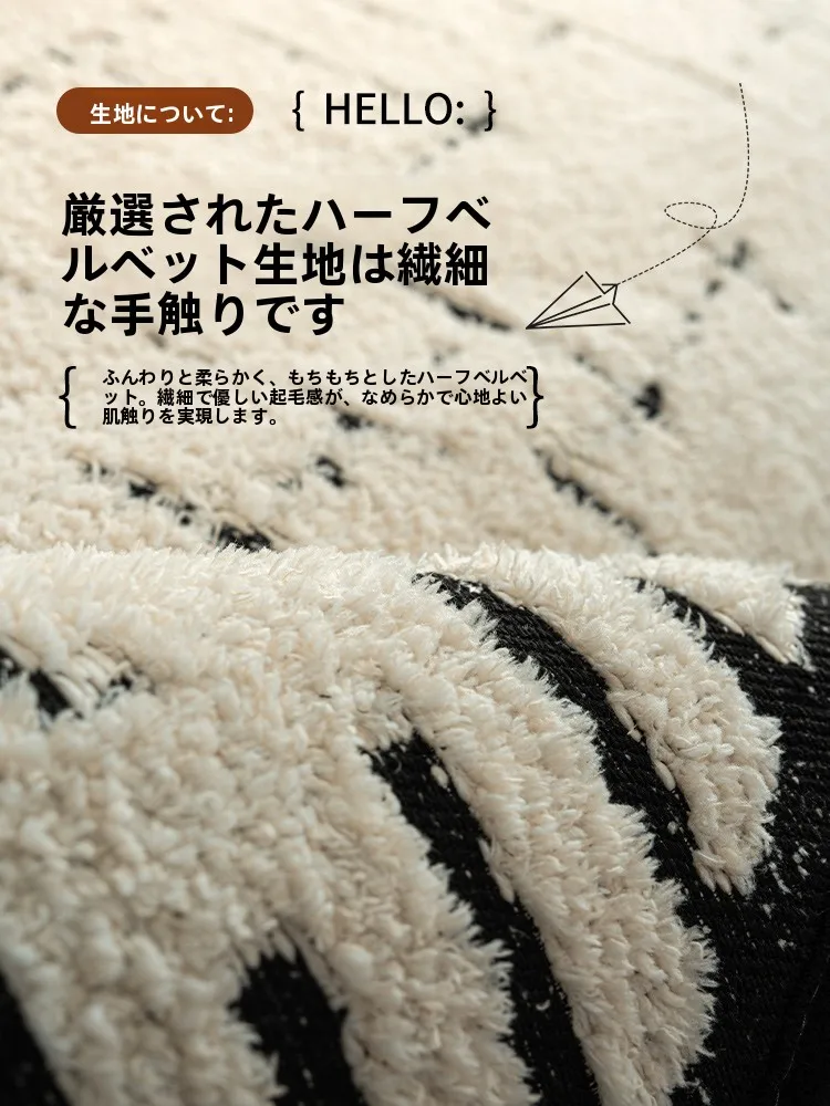 皮製ソファ用クッション：毛並みのある一体型で通年使用可能