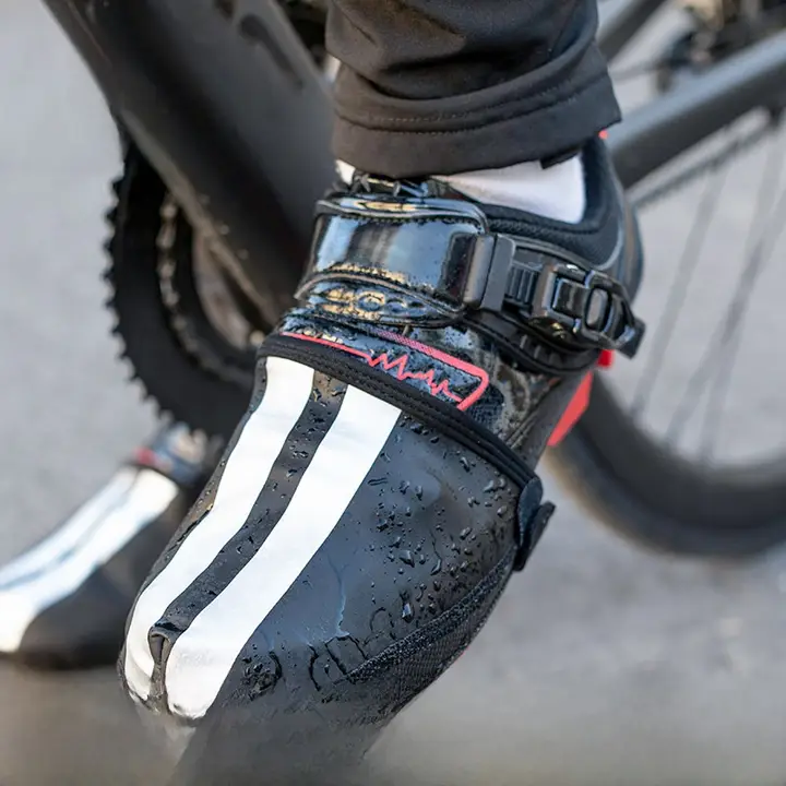 自転車用の防寒シューズカバー【秋冬用・半掌タイプ・メンズ】