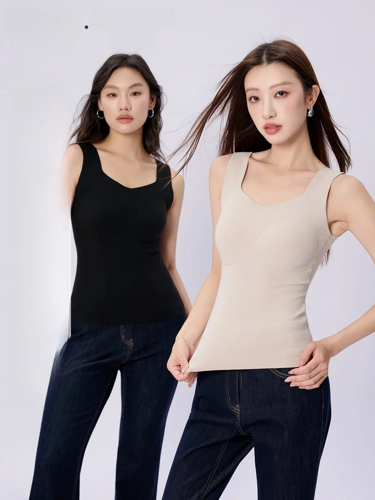 胸パッド付き無縫製ブラトップ：育乳機能とスリムフィットの実用性を徹底解説