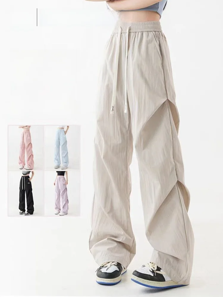 女性用アウトドア速乾パンツ：徒歩キャンプでの快適性と軽量化の実証