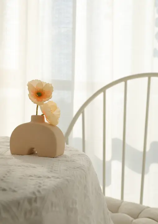 MUSe Garden シンプルな粗陶製アーチ型小花瓶【香薰用・マット仕上げ】