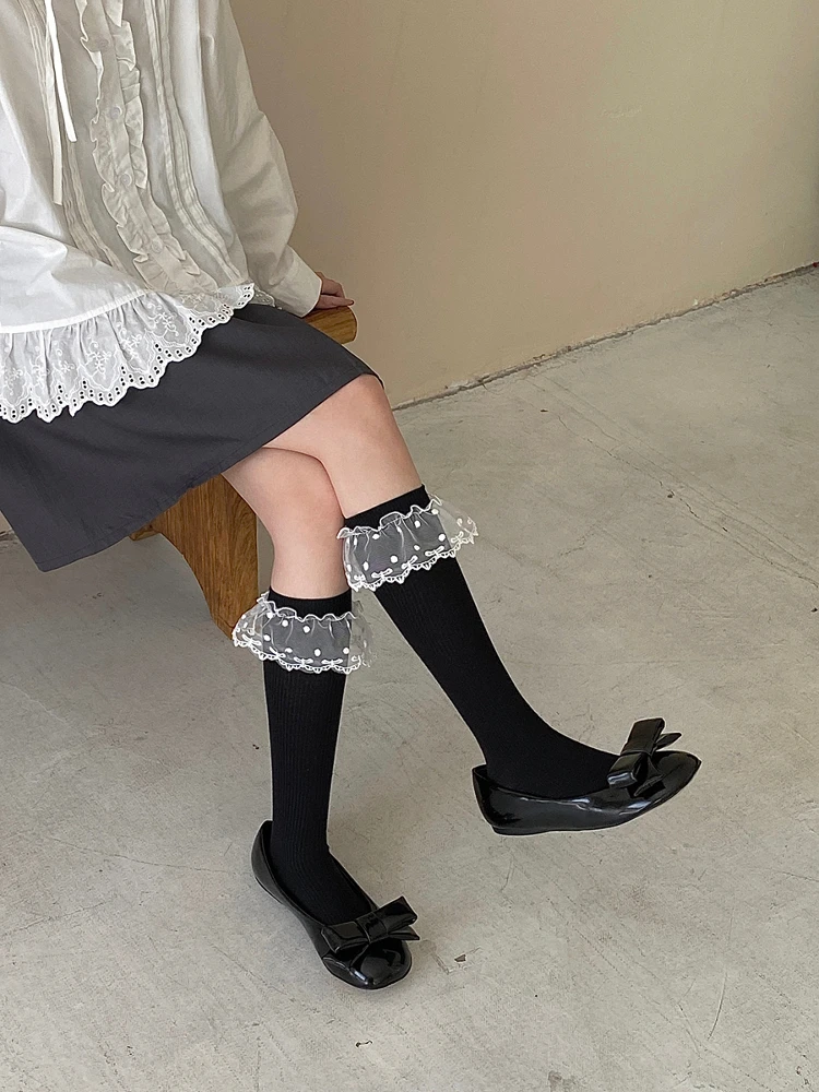 春夏用薄手レース付きレッグウォーマー：女性向けの美腿塑形スタイルとは