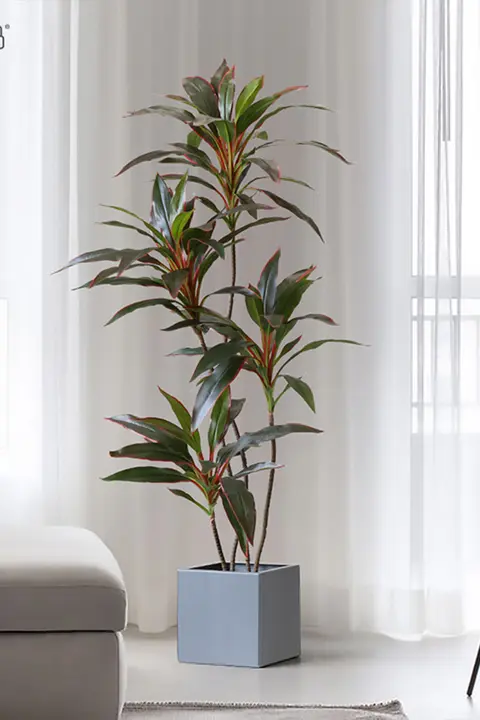 フェイク植物 リビングに適した 鉄製の小葉赤縁偽木 現代的なラグジュアリー 装飾品