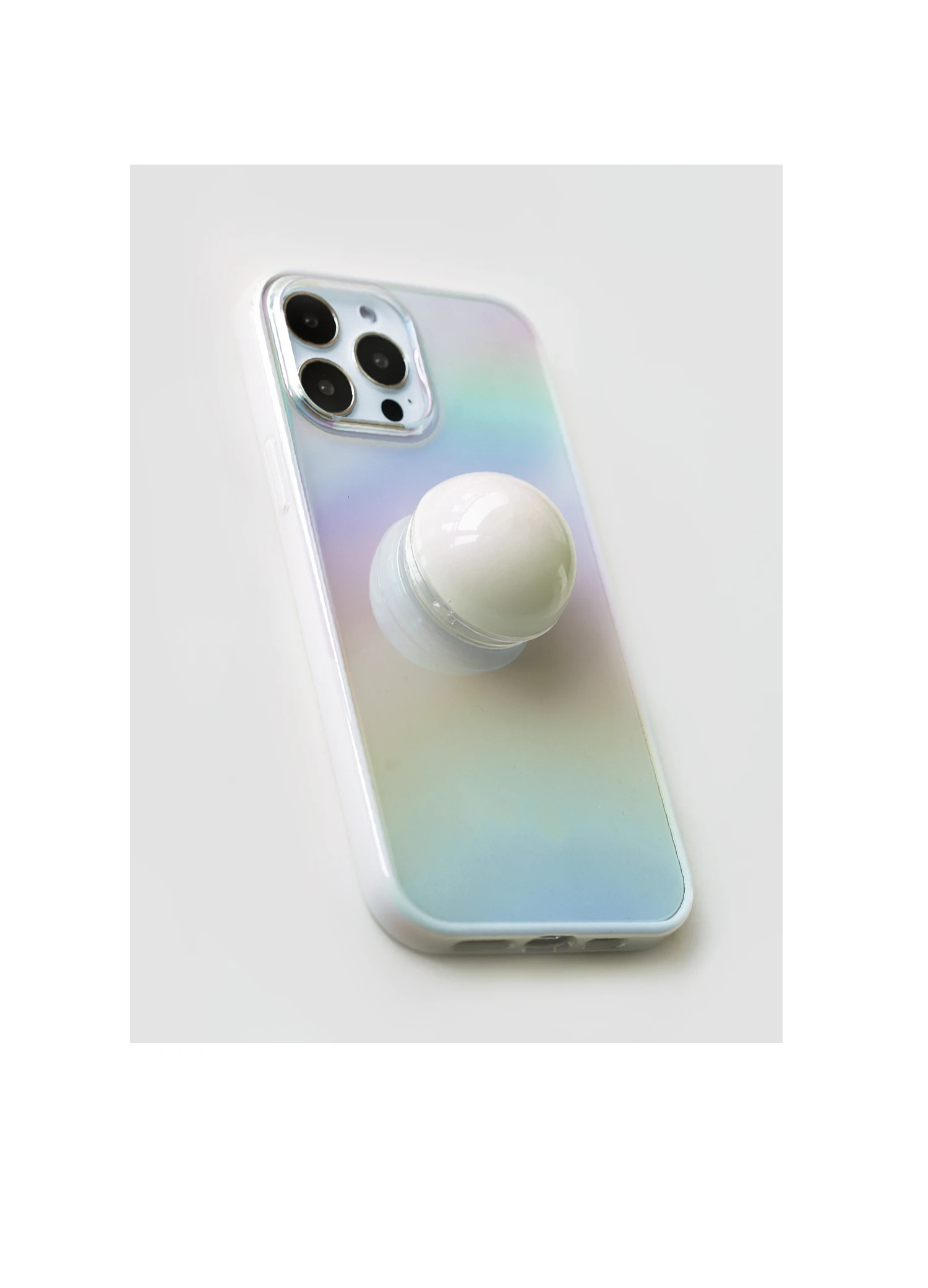 虹色の空間支えボール付きレザー風ケース：iPhone13 Pro用の衝撃吸収保護ケースの実用性と適用範囲