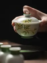 手描きの白瓷桂花茶碗【陶器製・褐色デザイン】
