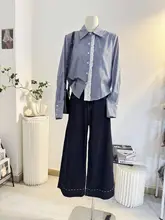 レースアクセントの青いチェック柄長袖シャツ【フレンチスタイル・女性用】