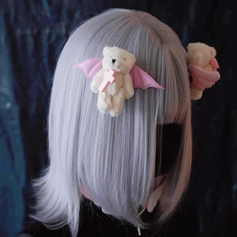 かわいいくしとしての小熊モチーフヘアクリップ：手作り向けのふわふわピンクホワイトタイプ