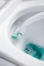 使い捨てトイレブラシ【洗剤付き・無死角デザイン・交換用ヘッド】