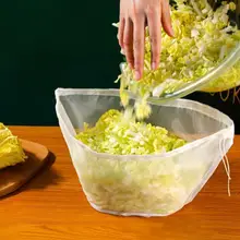 便利な野菜水切り袋【家庭用・餃子の具材準備に最適】