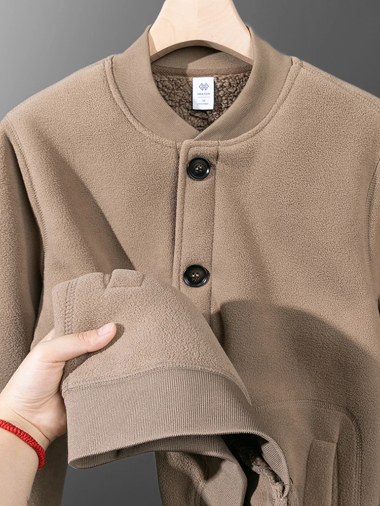 ホームレスに着せられる服装は、本当に存在するのか？
