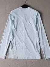 UPF50対応の子供用アウトドア長袖フィットネスジャケット【速乾・吸汗・通気性】