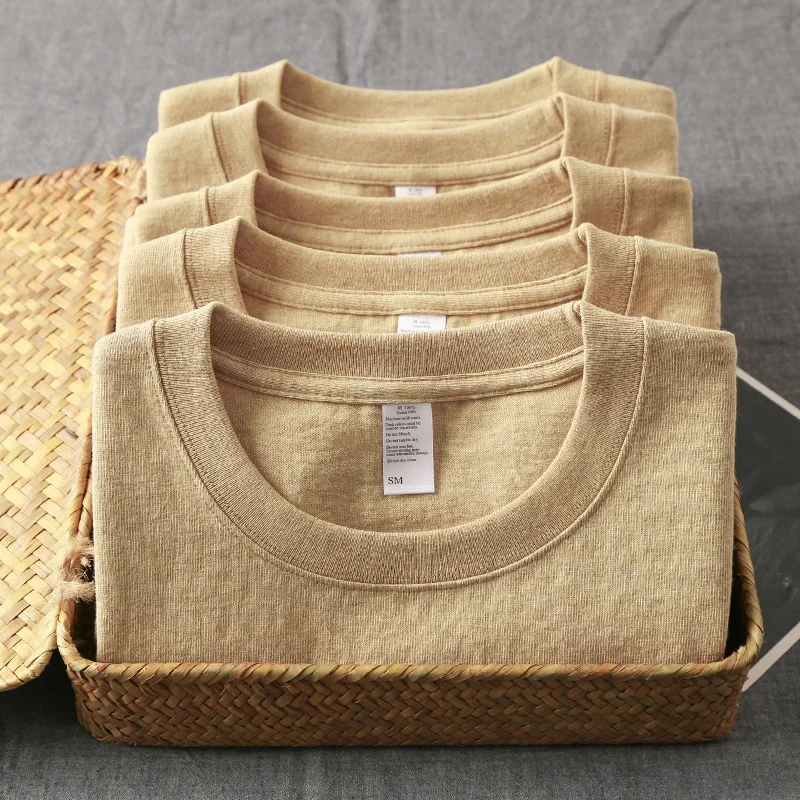 アメリカンコットンのカーキショートスリーブTシャツ：シンプルな服装 メンズ に最適な日常着の選択肢