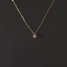 高級極簡デザインの18kゴールドダイヤモンドペンダントネックレス【鎖骨にフィット】