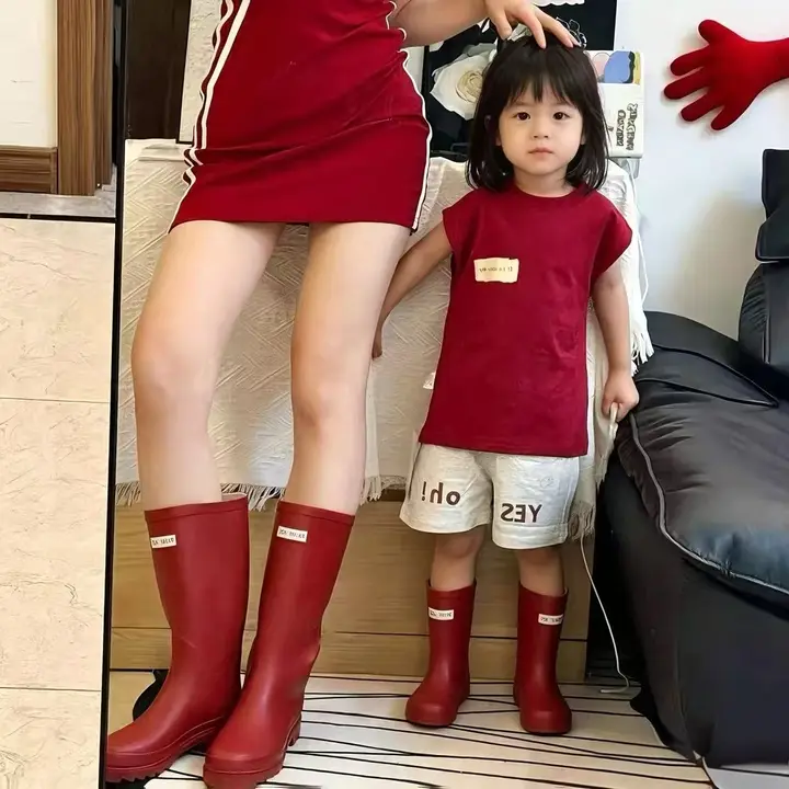 男女兼用 親子用レインブーツ【中筒・天然ゴム・防滑・防水】