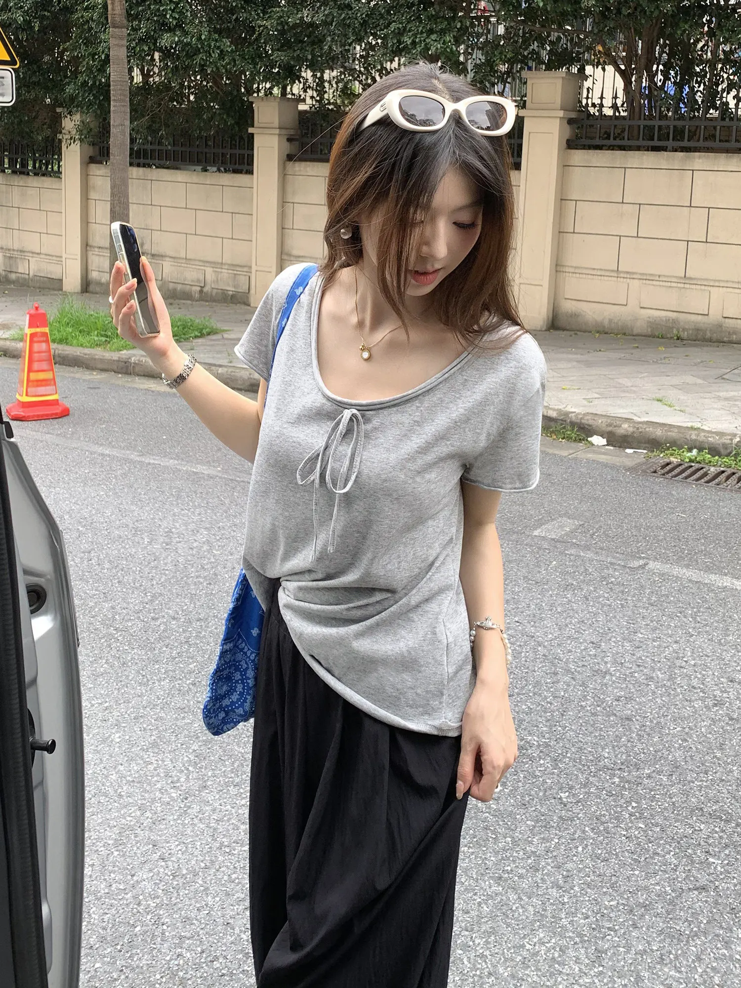 韓国夏ファッションで「どうやってシンプルなスタイルを楽しむか？」