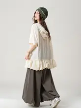 感のあるデザイン！フラワーベルスリーブのフード付きトップスとワイドパンツの夏用コーデ（セットアップ対応）