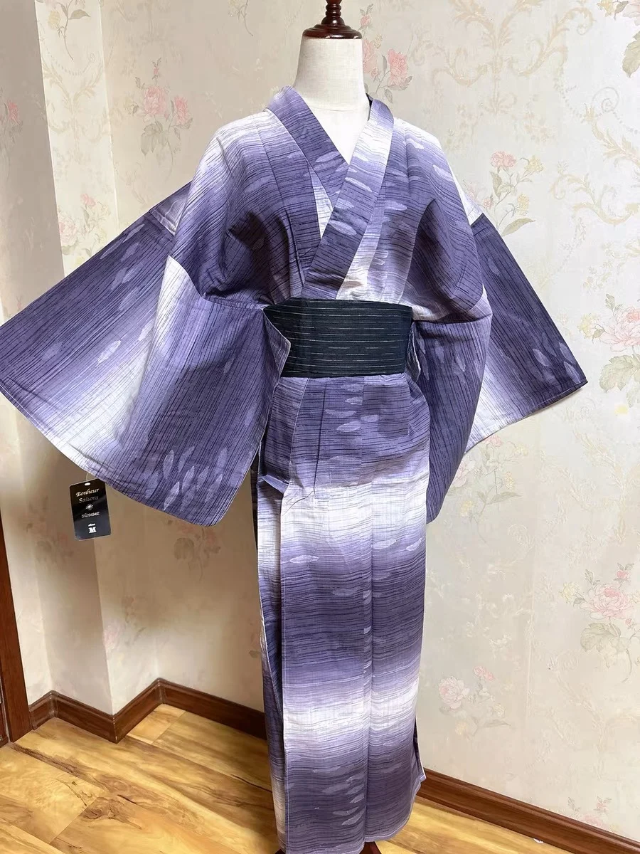 地雷系男子服とは？伝統とカジュアルが融合した1着で、なぜ今、注目されているのか？