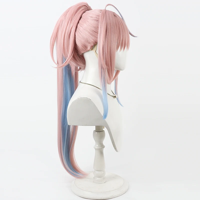 コスプレ用ウィッグ ピンクのツインテール：グラデーションカラーでゲームキャラにぴったりのスタイル