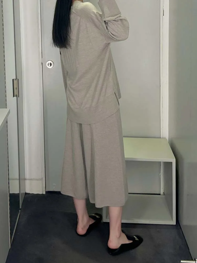大人可愛い服 50代コーデ | ベージュウールニットの選び方と実践ガイド