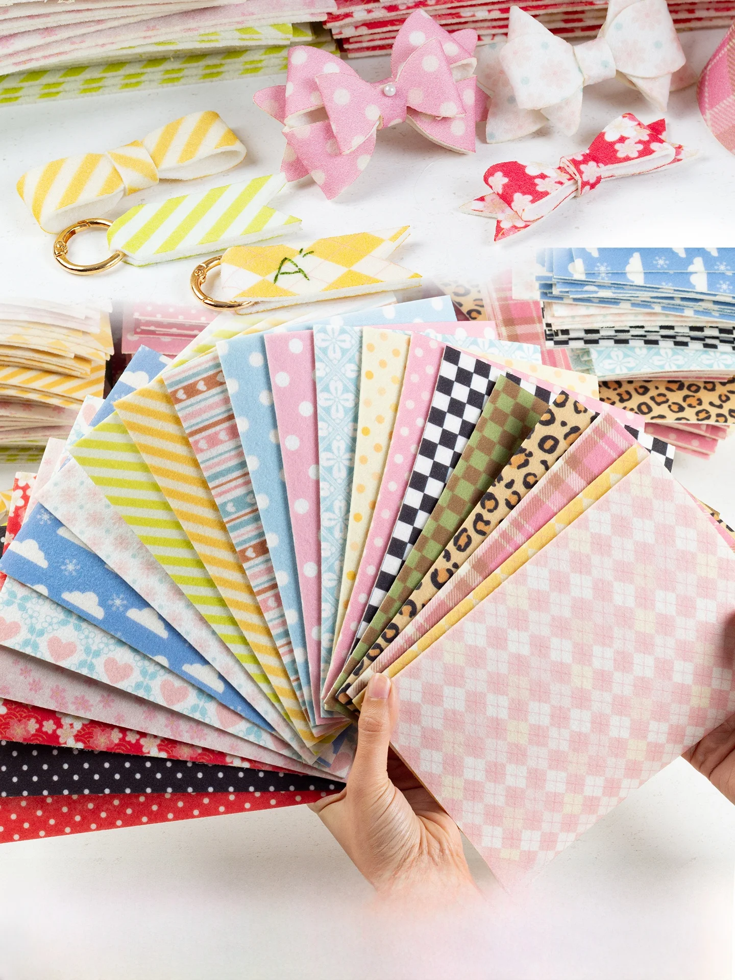 紙もの ハンドメイド に合う生地は？ドット柄不織布が「簡単で心を癒す」理由とは
