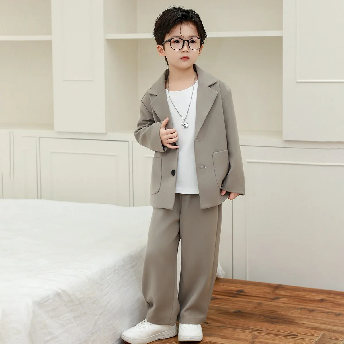 幼稚園面接に着せる男の子の 服は、どれが一番安心か？