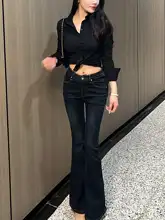 高腰美シルエット！レトロアメリカン風フレアデニムパンツ【極上の柔らかさ・Vカットデザイン】