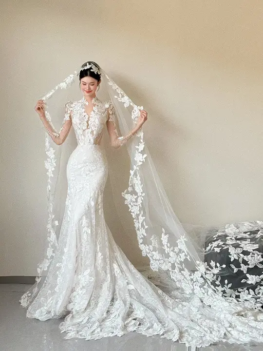 法式レース軽婚礼服【エレガントな魚尾デザイン・高級感・新郎新婦用】