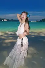 リゾートスタイルの背中開きビタミンカラーVネックワンピース【フレンチテイスト・ロング・女性用】（セットアップ対応）